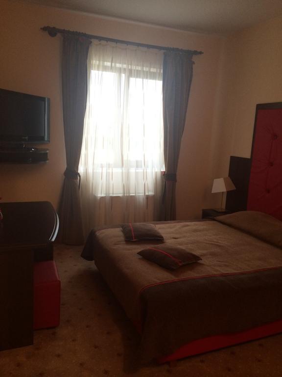 Hotel Fiama Otelu Rosu ห้อง รูปภาพ